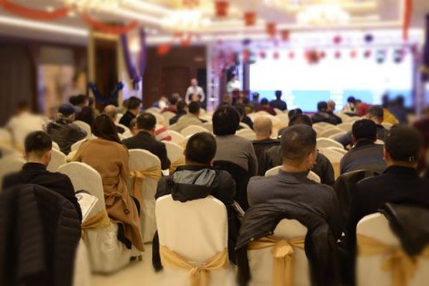 藝術(shù)品拍賣會(huì)不能錯(cuò)過這個(gè)地方(圖1)