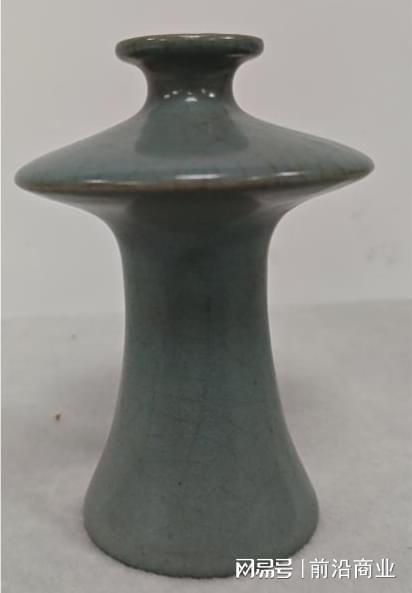 稀世珍寶收藏佳品2開(kāi)云中國(guó)官網(wǎng)024年廣州銀通公司夏季拍賣會(huì)上亮相(圖4)